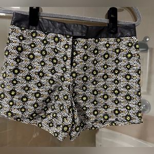 Guess by Marciano prints short size 2